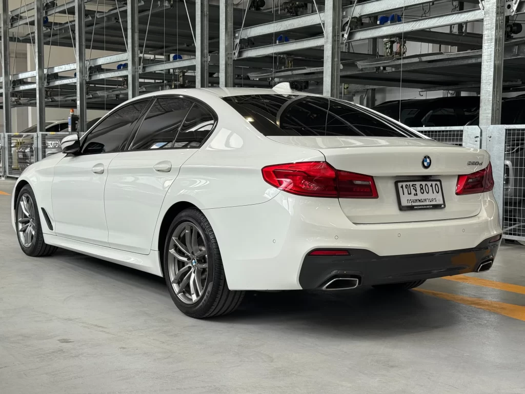 BMW 520d M Sport AT (1ขฐ 8010)